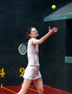 Nicola Doble serving an overhead serve